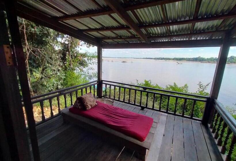 スタンダードバンガロー, Pomelo Restaurant And Guesthouse S Fishermen & A Tammarine Bungalow Riverfront   Immerse In Nature