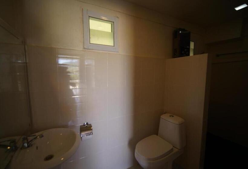 Номер Стандарт Вид на Горы, Khaokho Punsukphumok