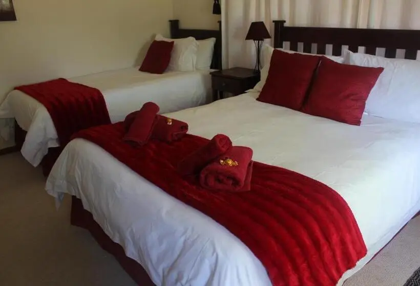 デラックススイート, The Golden Grape B&b