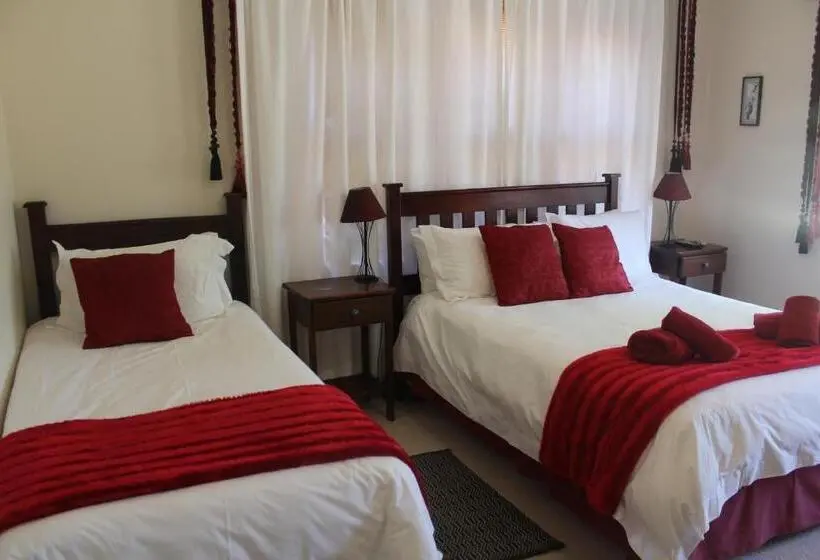 デラックススイート, The Golden Grape B&b