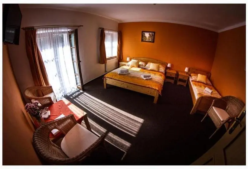スタンダードトリプルルーム, Horský Hotel Sněženka