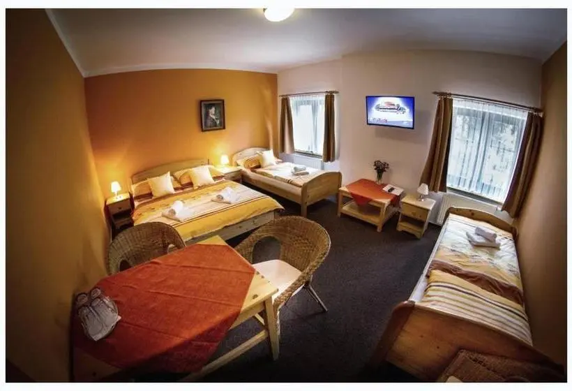 スタンダード４人部屋, Horský Hotel Sněženka