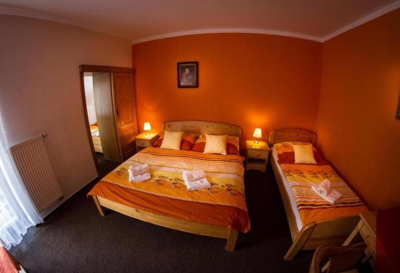 חדר משפחתי, Horský Hotel Sněženka