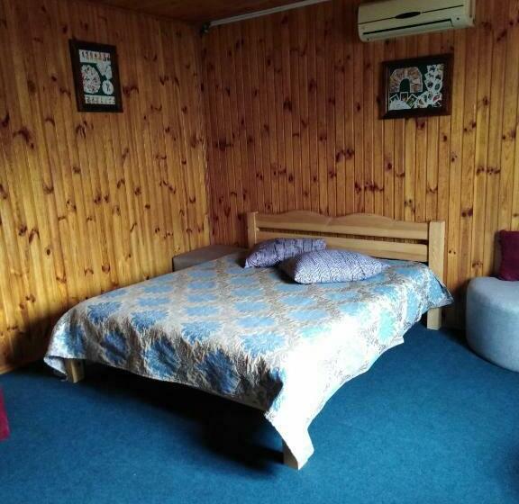 חדר סטנדרט, Hola