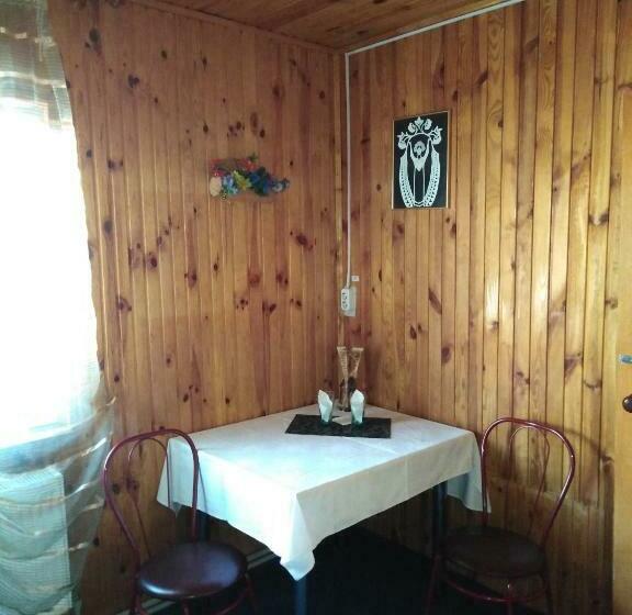 חדר סטנדרט, Hola