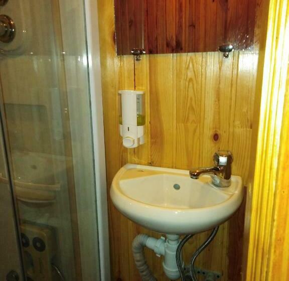 חדר סטנדרט, Hola