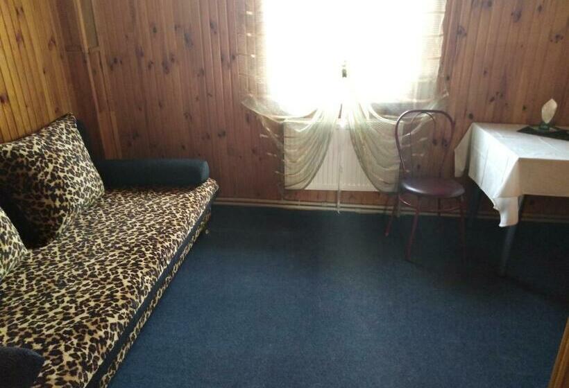 חדר סטנדרט, Hola