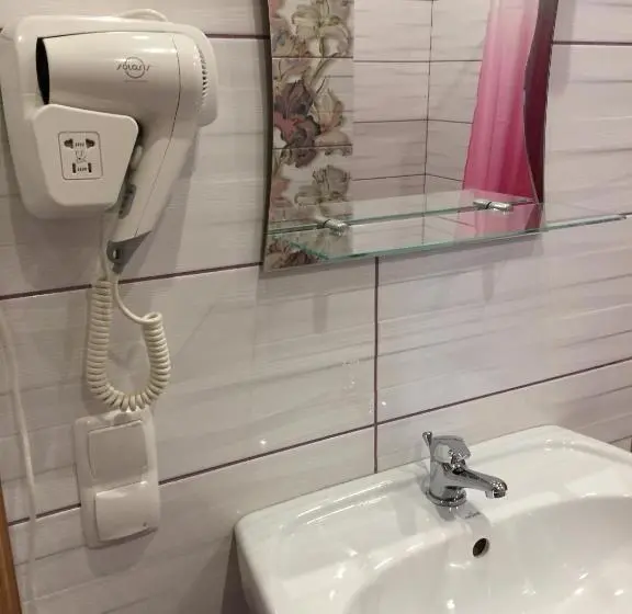 スタンダード4人部屋, Villa Diola