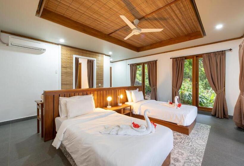 디럭스 룸 측면 바다 전망, Murex Bangka Dive Resort