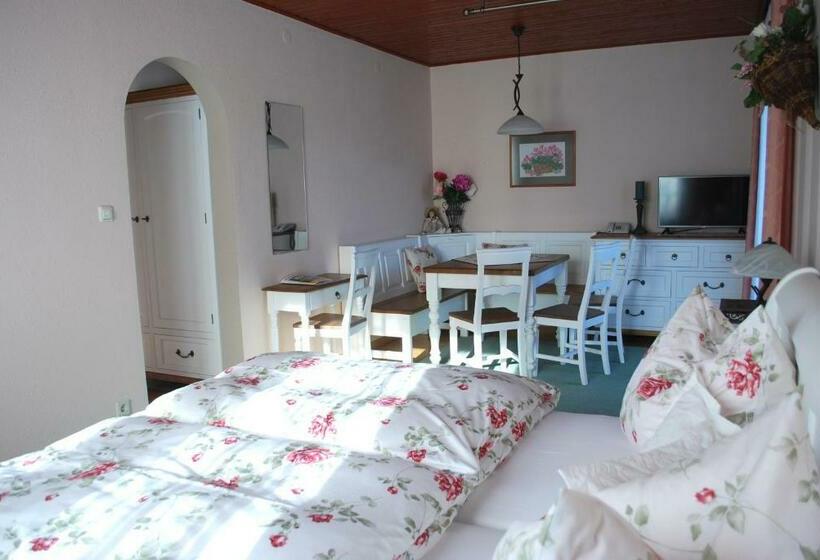 סוויטת ג'וניור משפחתית, Angerhof