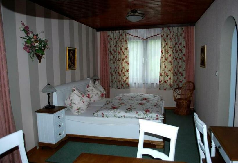 סוויטת ג'וניור משפחתית, Angerhof