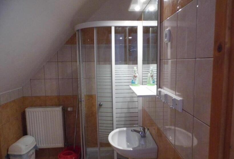标准间, Bakonyi Apartmanház Eplény