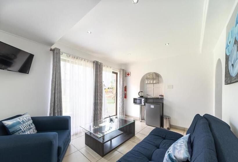 חדר משפחתי, Oppiplot Guest House & Venue