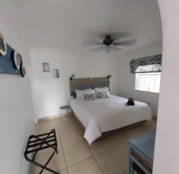 חדר משפחתי, Oppiplot Guest House & Venue