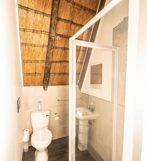 חדר משפחתי, Oppiplot Guest House & Venue