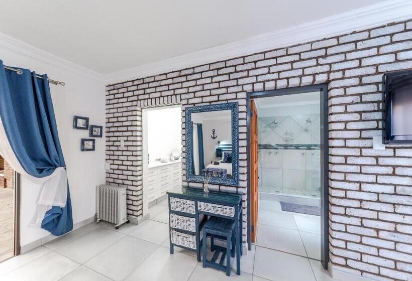 חדר דלוקס, Oppiplot Guest House & Venue