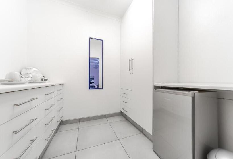 חדר דלוקס, Oppiplot Guest House & Venue