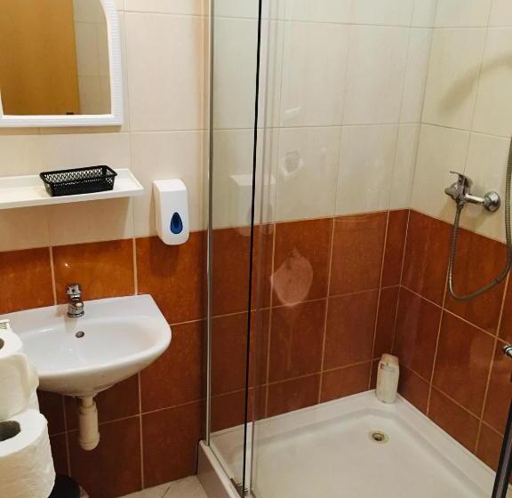 شقة غرفة واحدة, Penzión Bebek