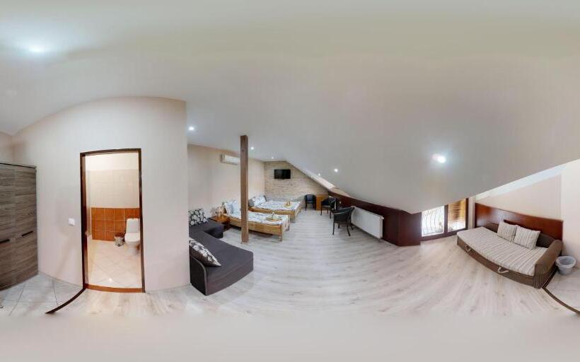 شقة غرفة واحدة, Penzión Bebek