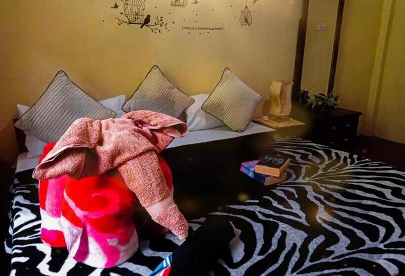 غرفة قياسية, Vegetable Garden House