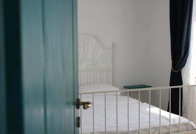 סוויטת סופריור, Vila Selina