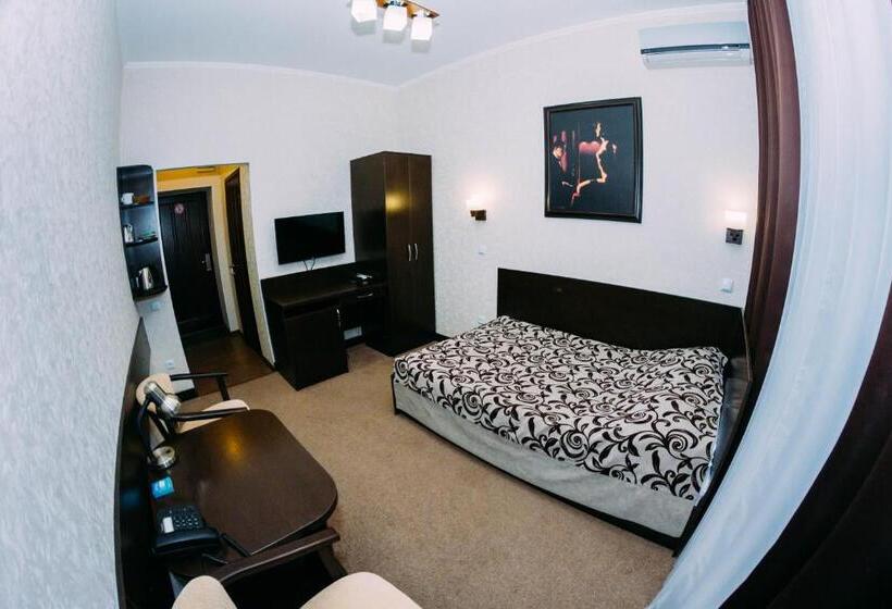 高级单人间, Delta