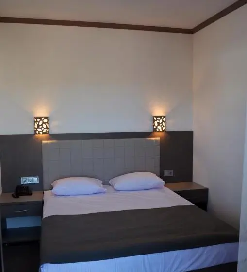 デラックスファミリールーム, Delta