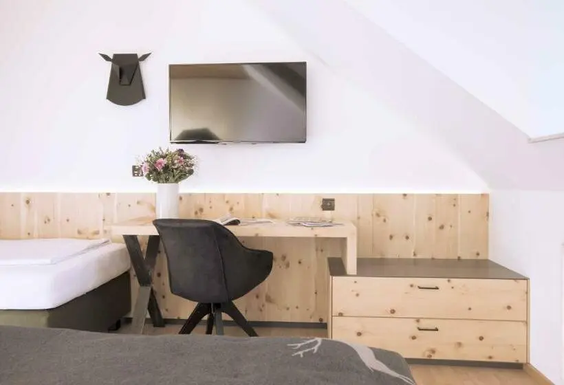 Habitació Triple Estàndard, Landhof Lazarus
