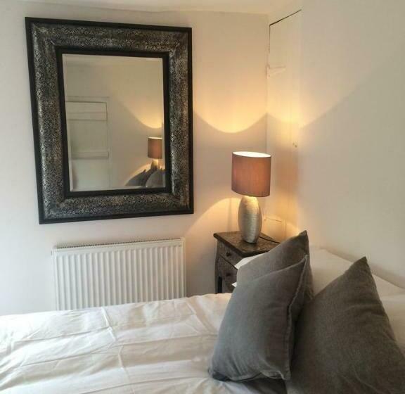 스탠다드 룸, The Crown Inn