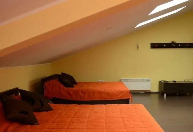 Cameră Standard, Campa