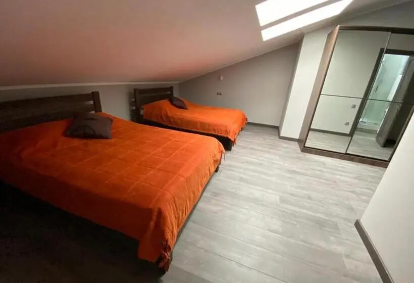 Cameră Standard, Campa