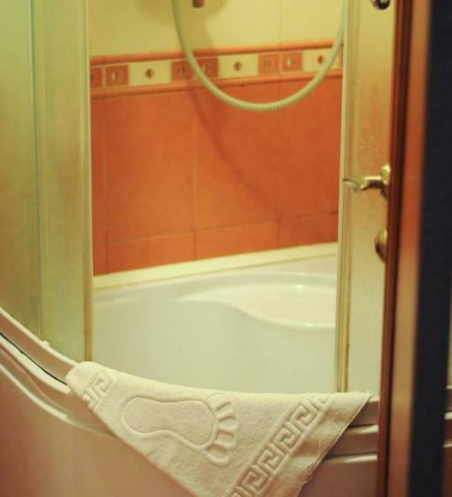 اتاق استاندارد یک نفره, Don Kihot