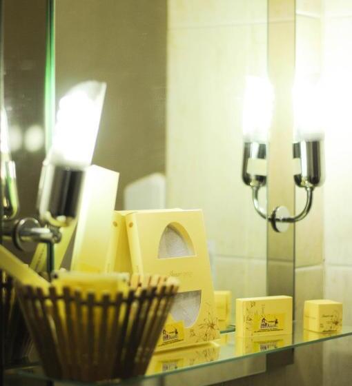 اتاق خانوادگی, Don Kihot