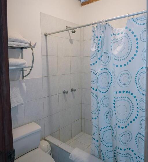 家庭间, Makani Vichayito