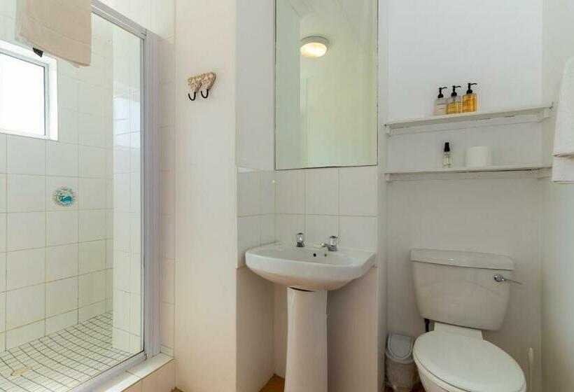 غرفة قياسية إطلالة جانبية علي البحر, Morgan Bay