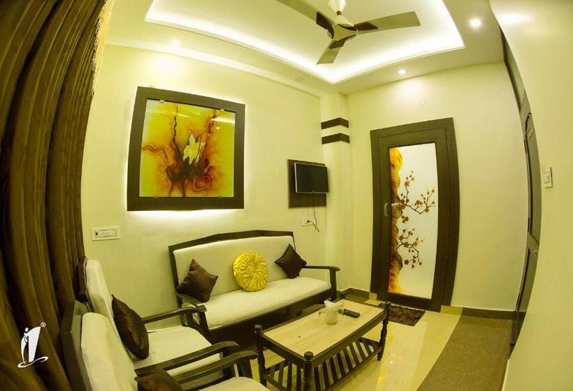 סוויטת סופריור, Srigandha Residency  Vaccinated Staff