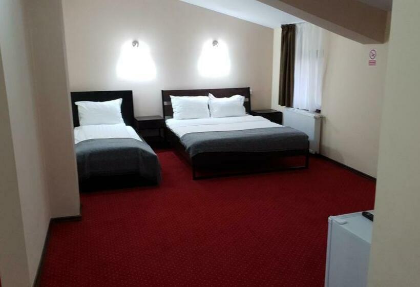 Номер Стандарт Трехместный, Motel Diamant