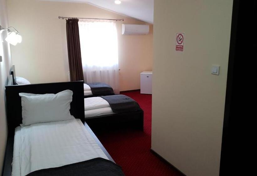 Номер Стандарт Трехместный, Motel Diamant