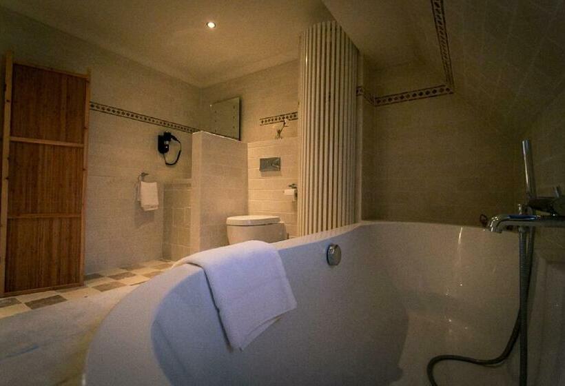 デラックスルーム, Villalux