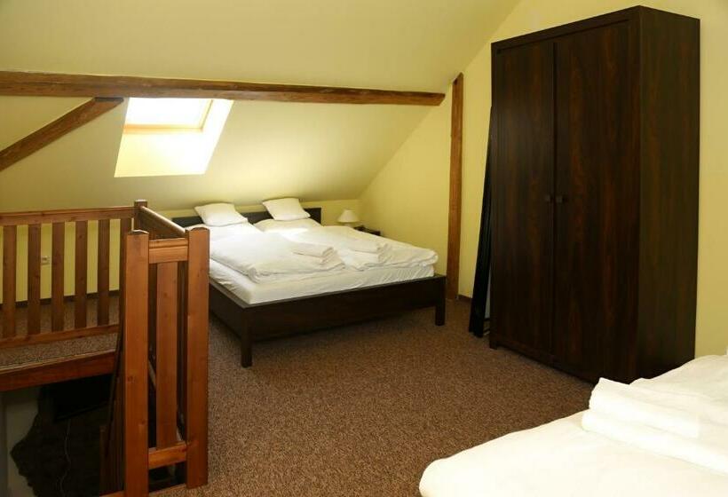 침실 1개 테라스 아파트, Bison Ranch