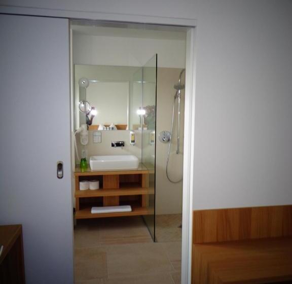 غرفة قياسية فردية, Kapellerhof