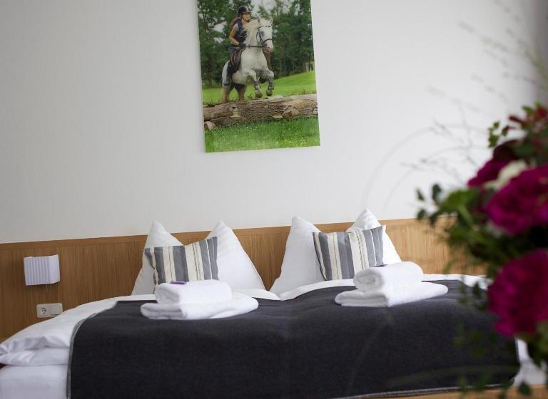 غرفة قياسية, Kapellerhof