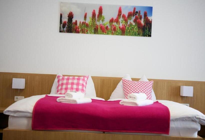 غرفة قياسية, Kapellerhof