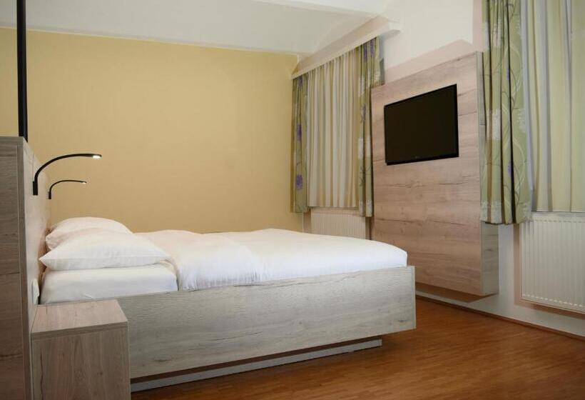 شقة غرفة واحدة, Kapellerhof