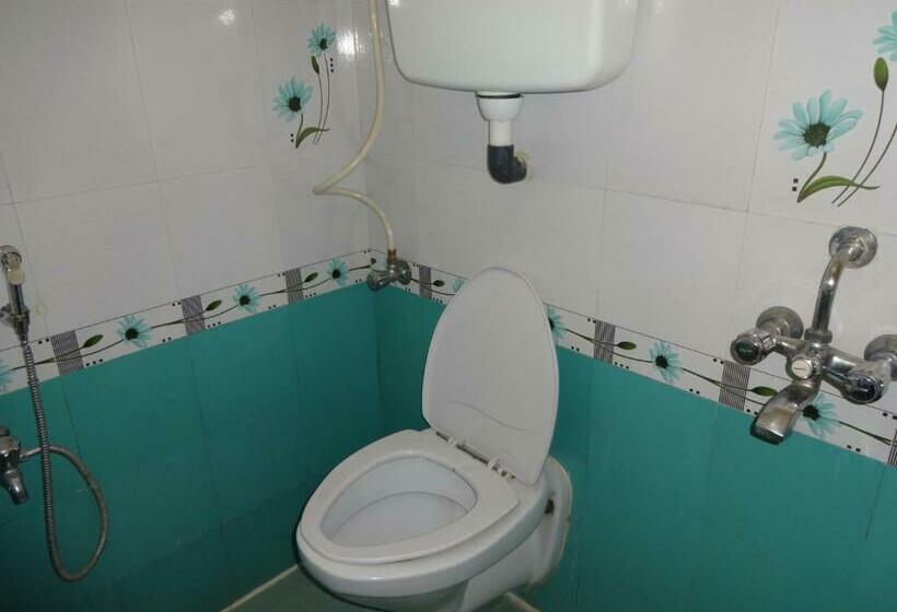 디럭스 룸, R M Guest House