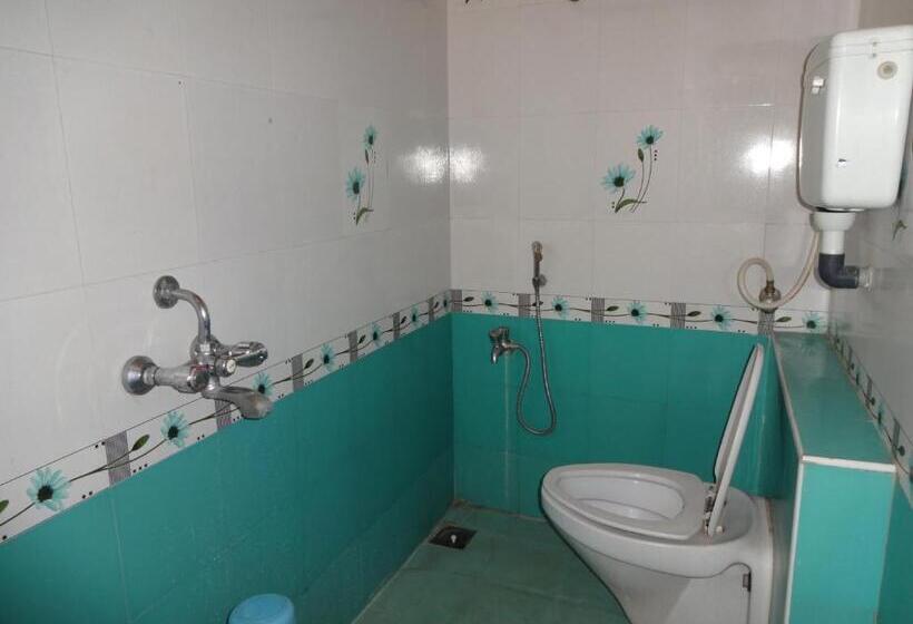 디럭스 룸, R M Guest House