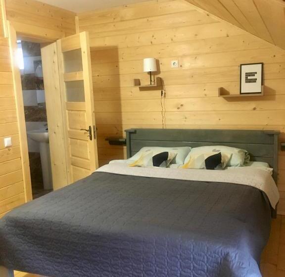 חדר משפחתי, Shum Cheremosha