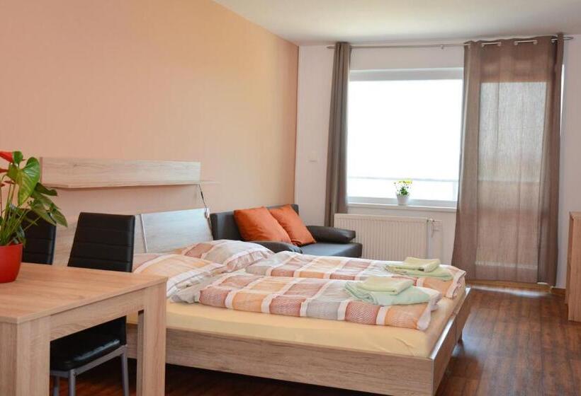 스탠다드 발코니 스튜디오, Pension Calla