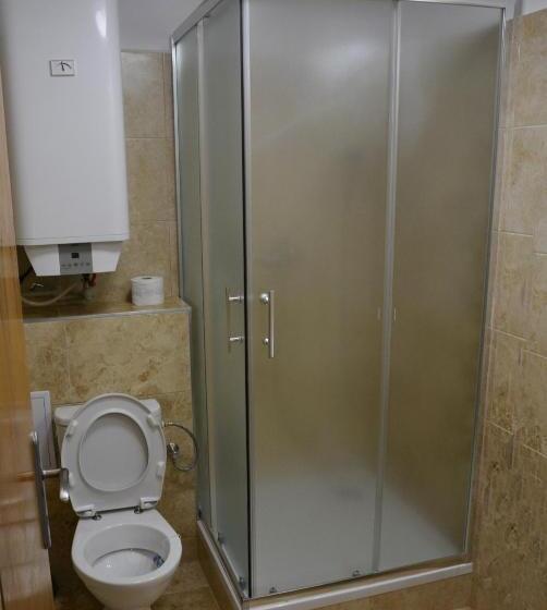 스탠다드 스튜디오, Pension Calla