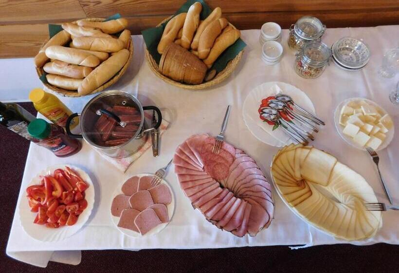 Family flat with balcony, Pension Calla